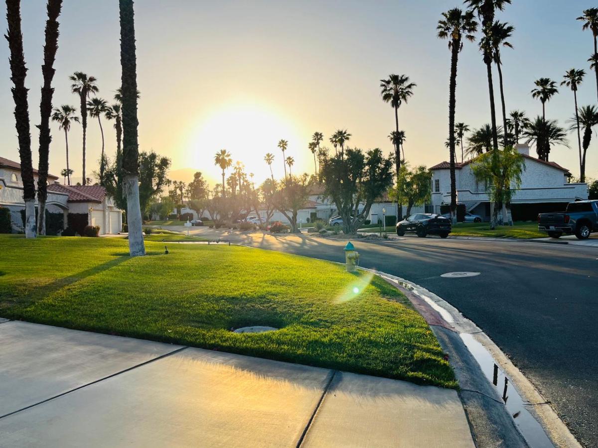 Idyll In The Desert - Immaculate Palm Desert Getaway Bagian luar foto